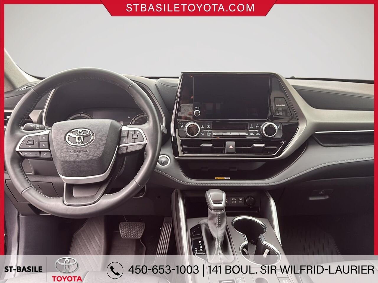 2024 TOYOTA Highlander Hybrid Grey Saint-Basile-le-Grand - photo #12