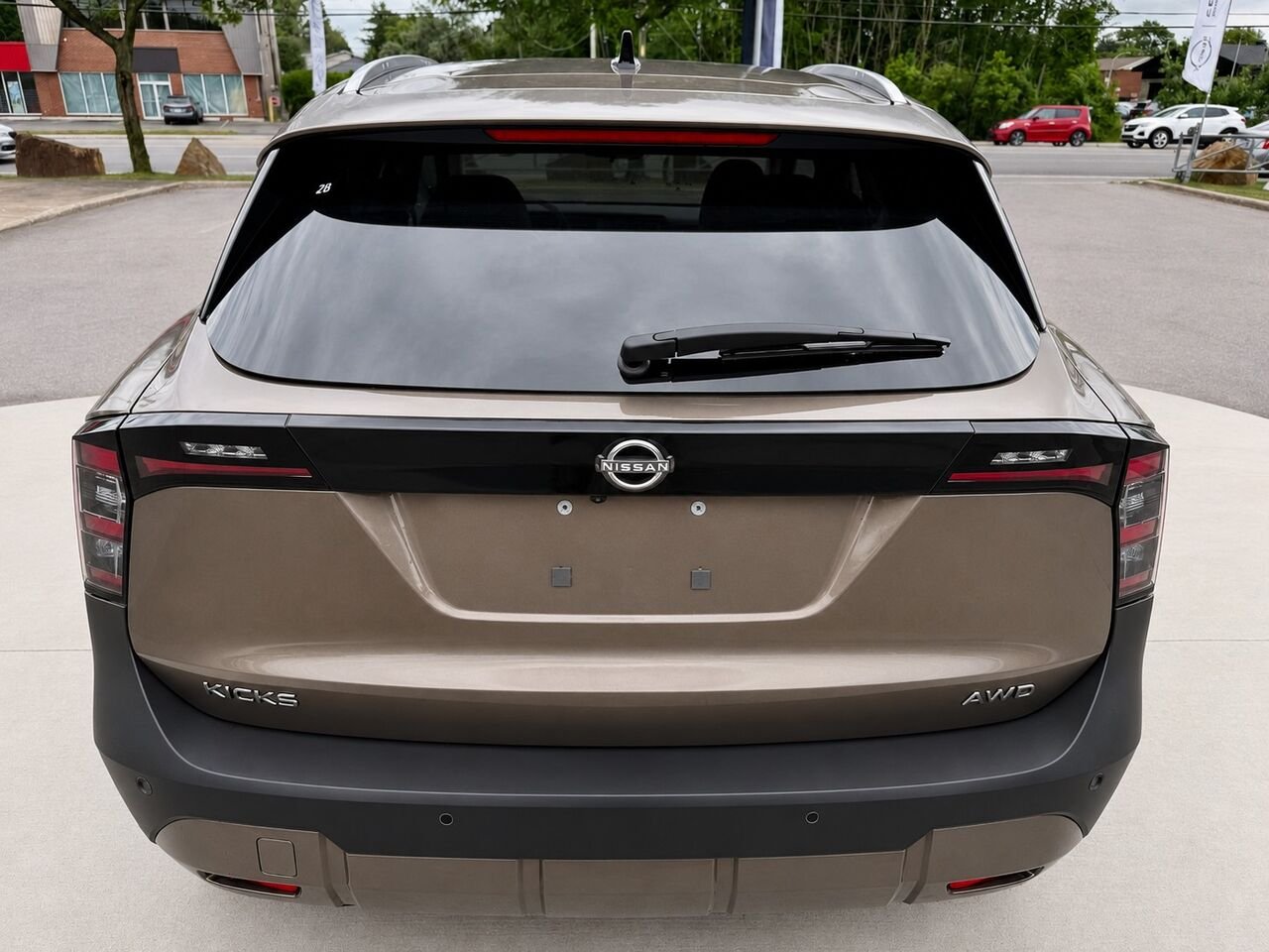 2026 NISSAN Kicks KICKS SV PRIVILEGE AWD Canyon Bronze Metallic Châteauguay - photo #4
