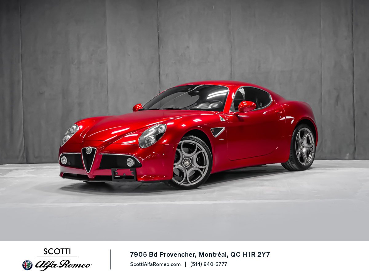 Alfa Romeo 8C Competizione 2008 Rouge Montréal - photo #0