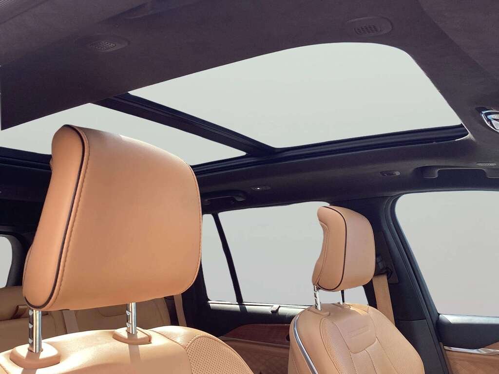 Jeep Grand Cherokee 2023 Blanc Gatineau - photo #30