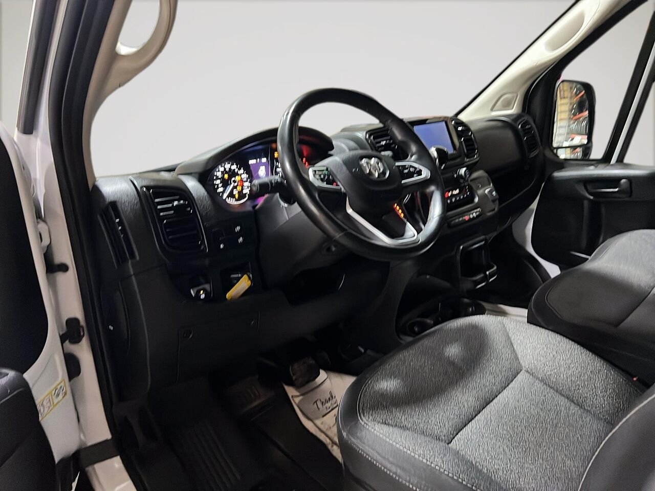 Ram ProMaster fourgonnette utilitaire 2023 Blanc Québec - photo #9