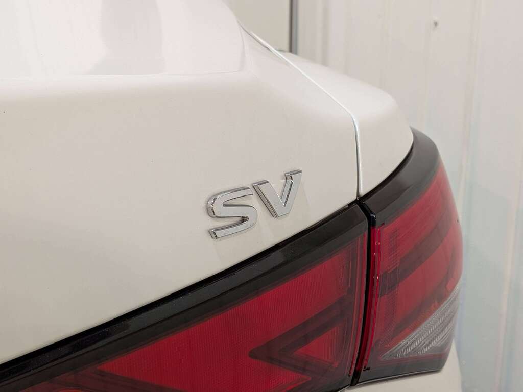 2024 Nissan Sentra SV CVT White Val-David - photo #9