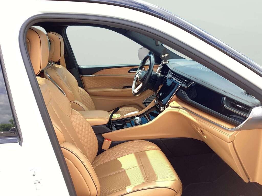 Jeep Grand Cherokee 2023 Blanc Gatineau - photo #26