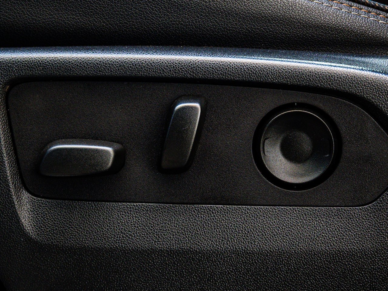 2024 Chevrolet Silverado 3500HD 4WD Crew Cab 159 High Country Black Sherwood Park - photo #19