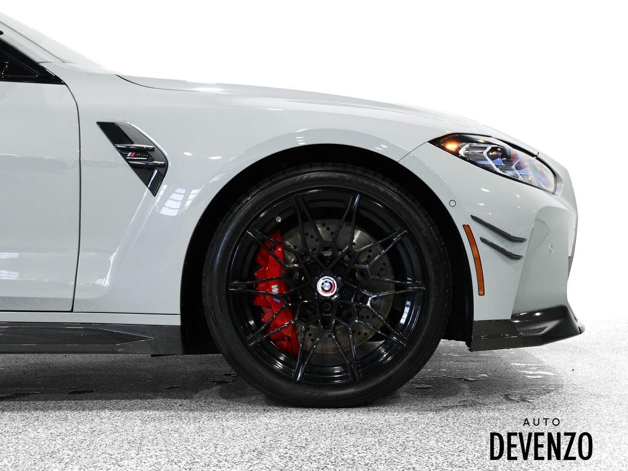 BMW M4 2023 Gris Saint-Eustache - photo #8