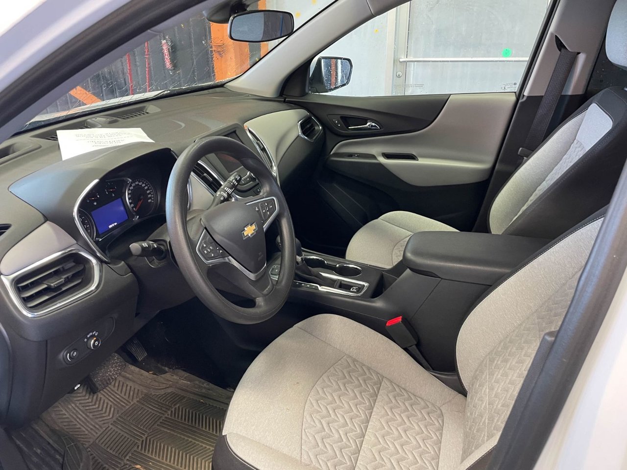 2022 Chevrolet Equinox LT AWD *SIÈGES CHAUFF* CARPLAY BLUETOOTH *BAS KM* White Saint-Jérôme - photo #2