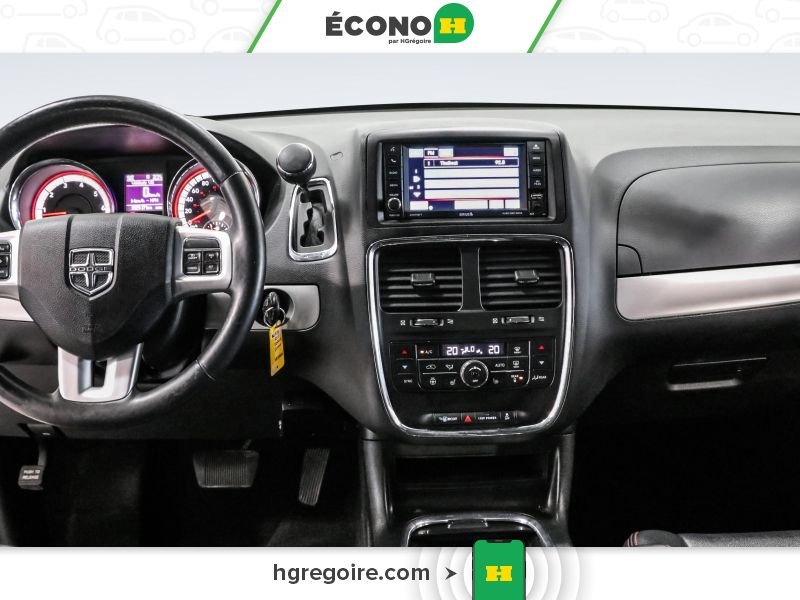 2017 Dodge GR Caravan White Laval - photo #19