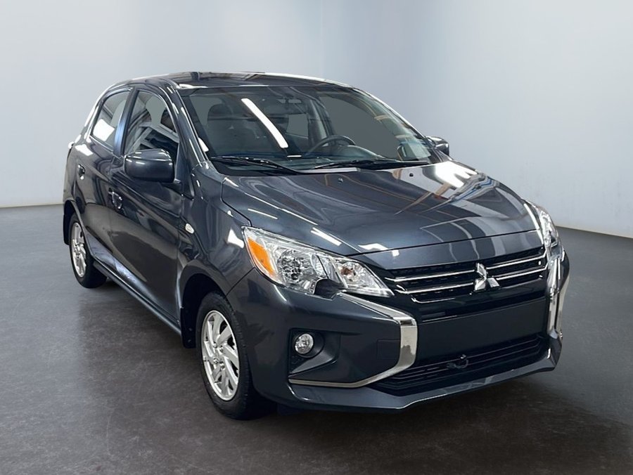 Mitsubishi MIRAGE ES 2024 Gris