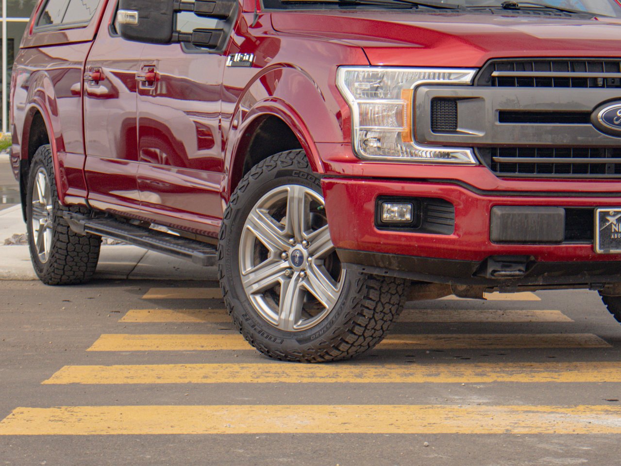 2018 Ford F-150 XLT 4WD SuperCrew 5.5' Box Red Sherwood Park - photo #5