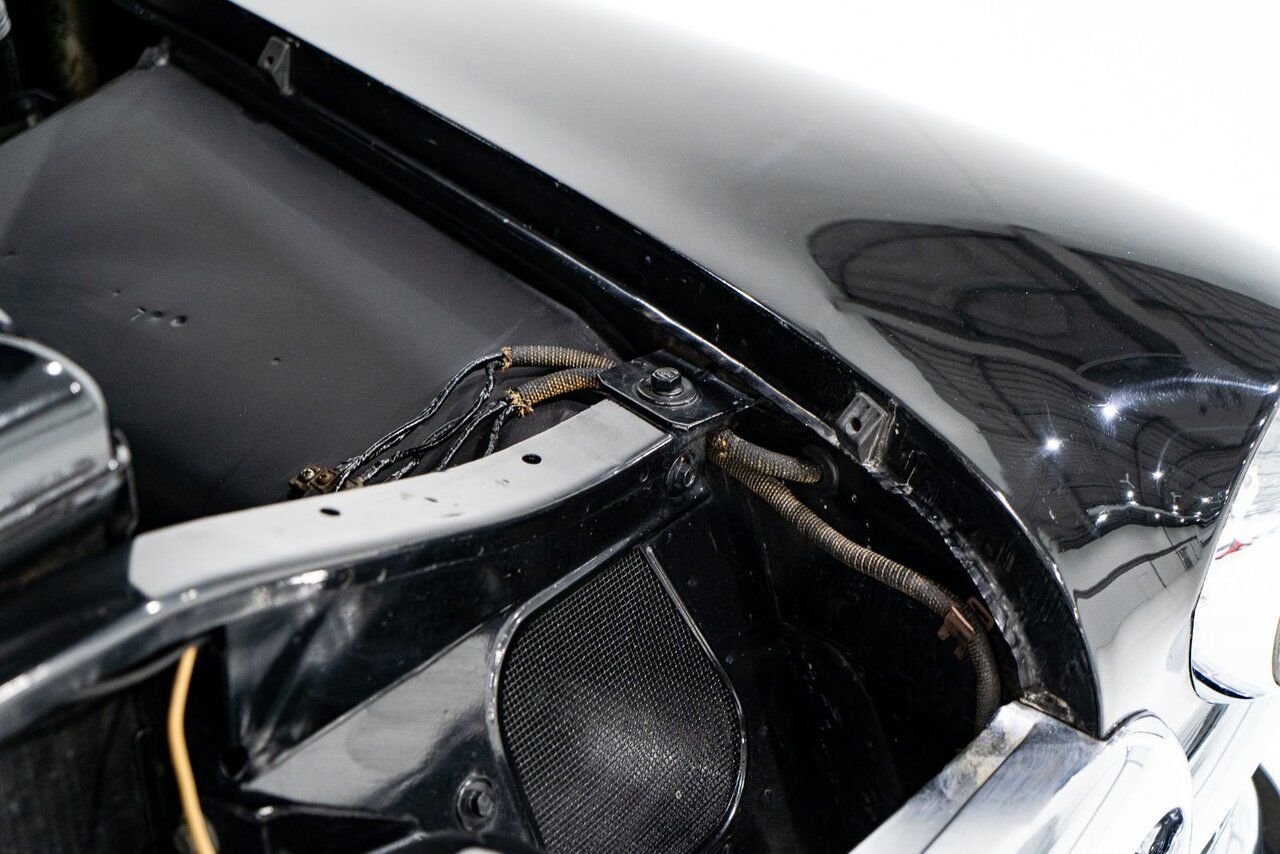 1951 Cadillac Fleetwood Unrestored factory black paint **PRICE IN USD** Black Montreal - photo #48