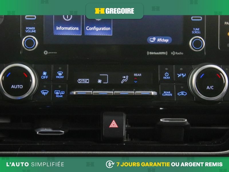 2022 Toyota Highlander Black Saint-Eustache - photo #23
