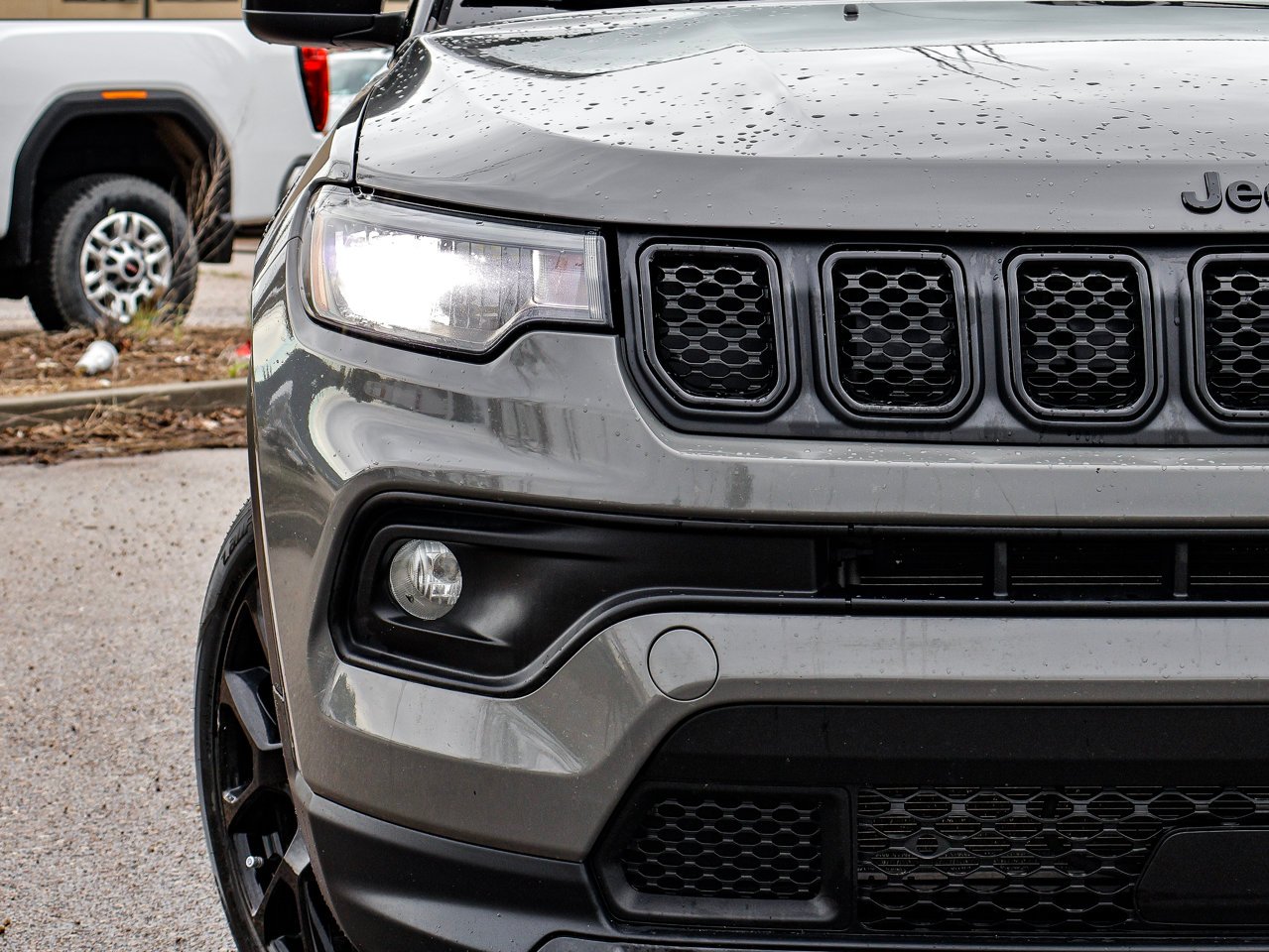 2023 Jeep Compass Altitude 4x4 Grey Sherwood Park - photo #4