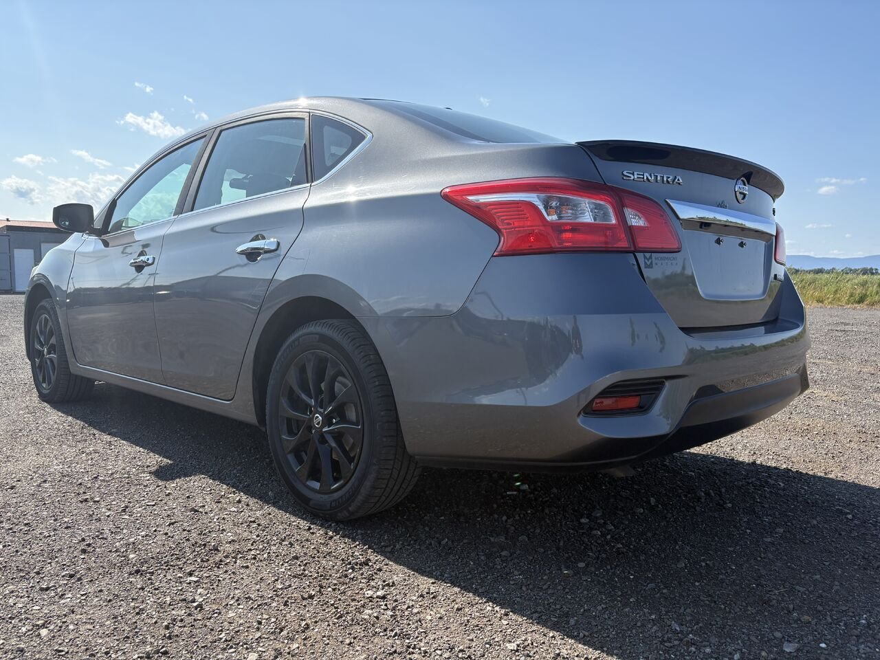 Nissan Sentra SV Édition de minuit CVT 2018 Gris Montmagny - photo #3