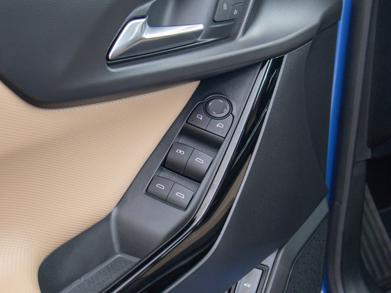 2025 Chevrolet Equinox AWD 4dr ACTIV Blue Sherwood Park - photo #20