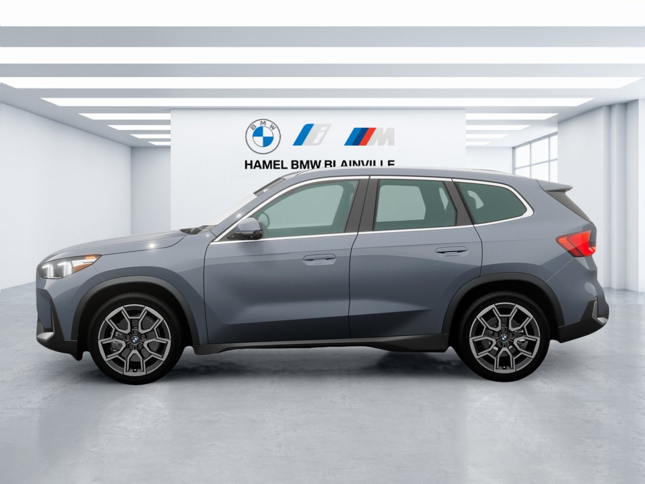 2026 BMW X1 Loc. 48 m. 684$/mois à 0% Frozen Pure Grey Metallic Blainville - photo #3