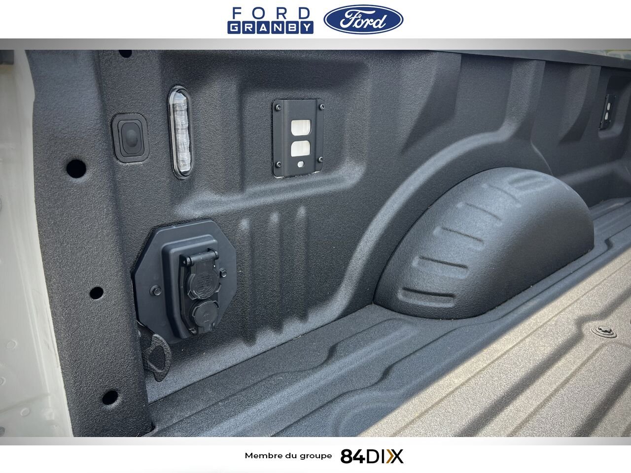 2025 Ford Super Duty F-250 SRW White Granby - photo #5