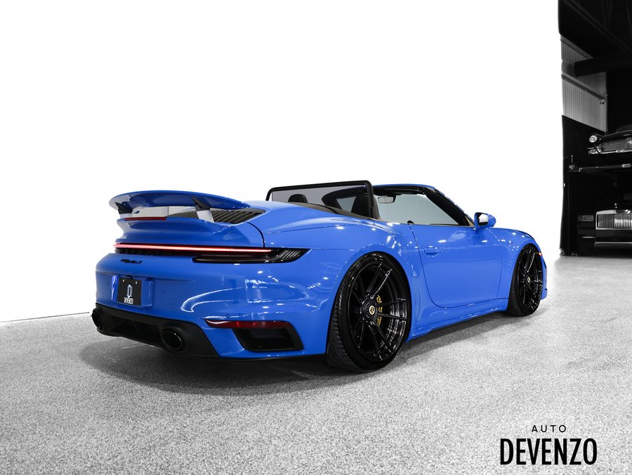 Porsche 911 2023 2023 Bleu
