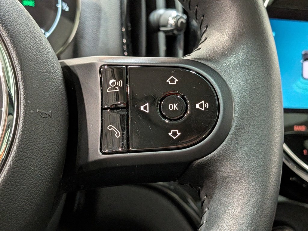 2023 MINI Countryman Cooper ALL4 *Ltd Avail* Black Val-David - photo #17