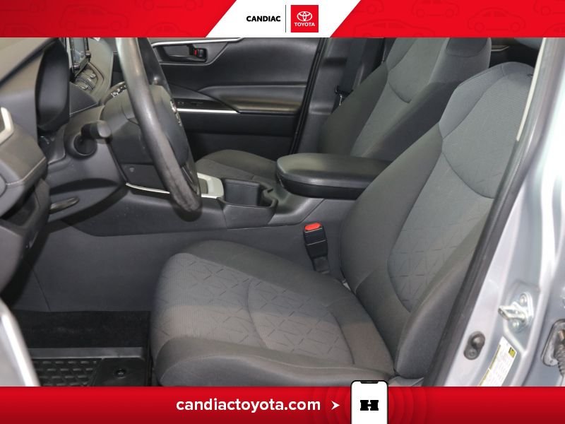 2022 Toyota Rav 4 Silver Laval - photo #15