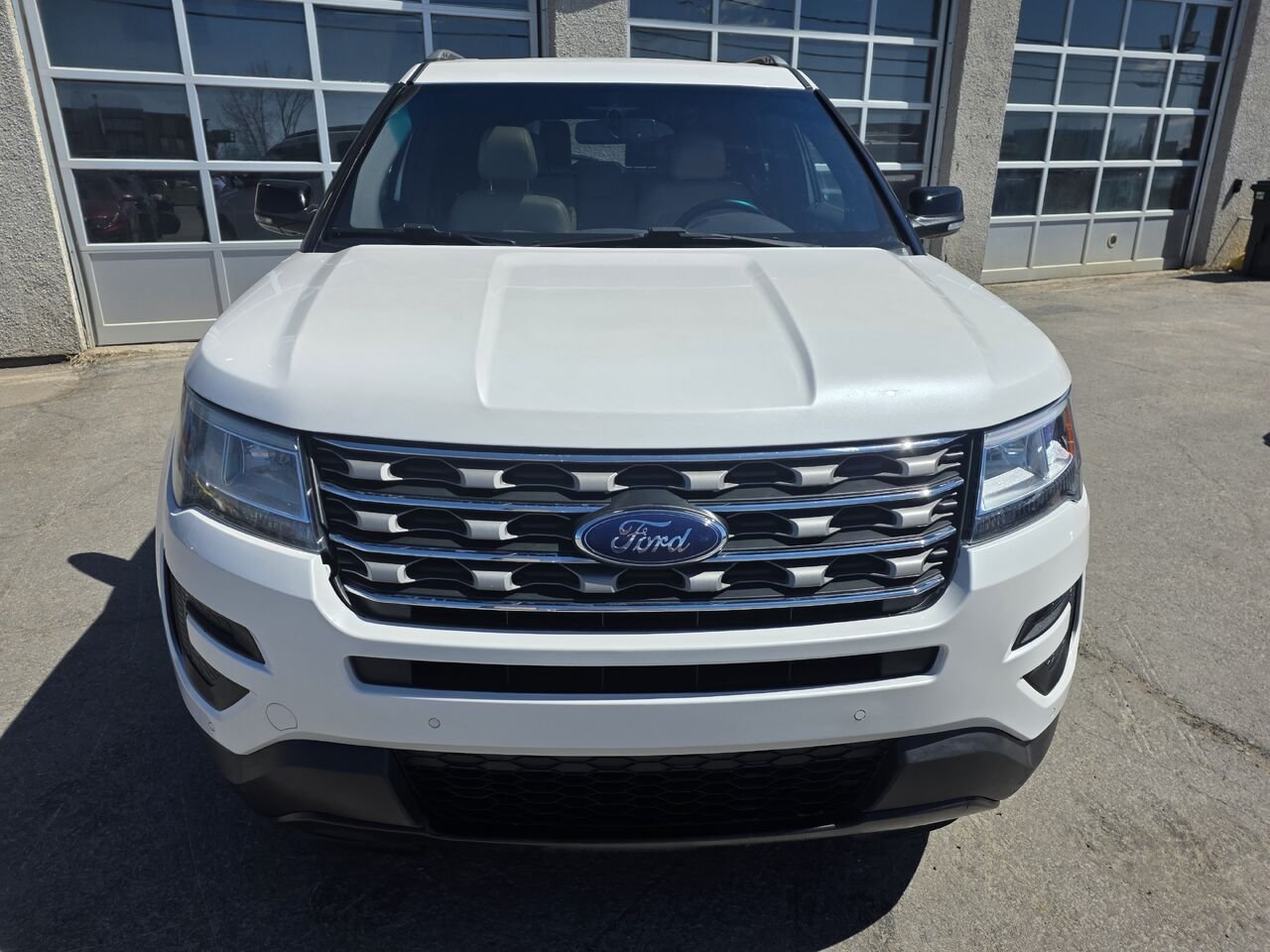 2017 Ford Explorer White  - photo #9