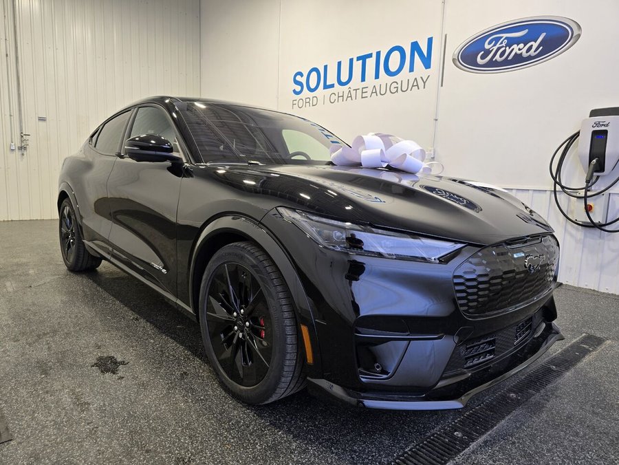 Ford Mustang Mach-E 2025 Noir ombre