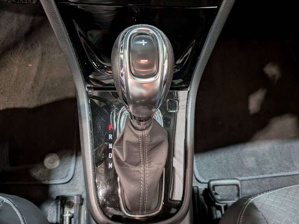 2021 Buick Encore FWD 4dr Preferred Black Val-David - photo #23