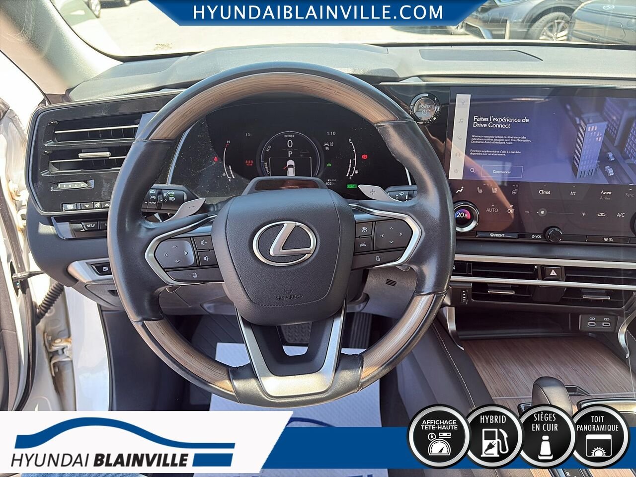 Lexus RX 2023 Blanc Blainville - photo #16