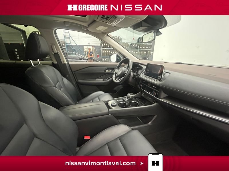 Nissan Rogue 2023 Blanc Laval - photo #13