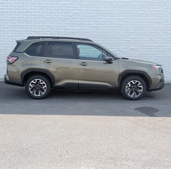 2026 Subaru Forester Touring AWD Autumn Green Metallic