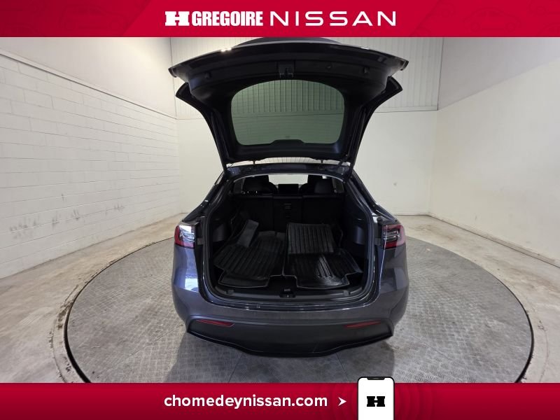 2023 Tesla Model Y Grey Laval - photo #25