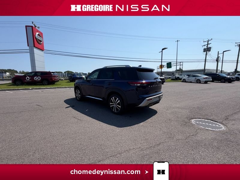 2024 Nissan Pathfinder Blue Laval - photo #7