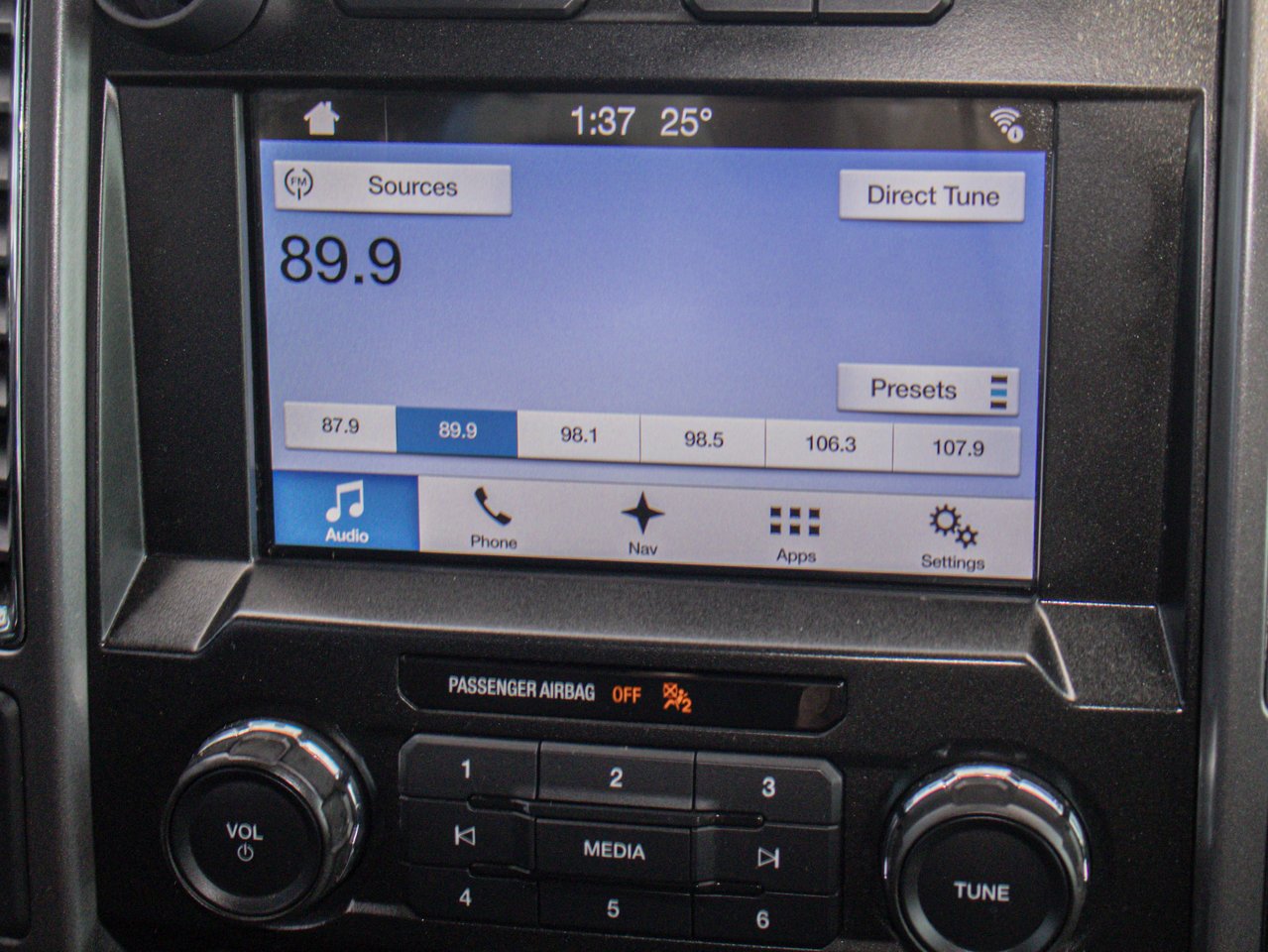 2016 Ford F-150 4WD SuperCrew 145 XLT Black Sherwood Park - photo #23