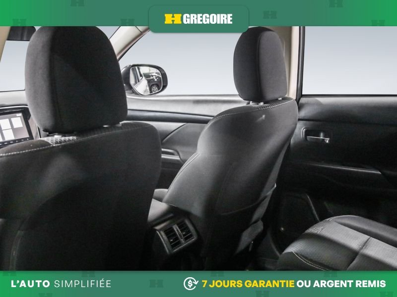 Mitsubishi Outlander 2020 Blanc Saint-Eustache - photo #22
