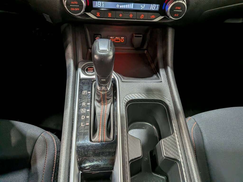 2024 Nissan Sentra SR Manual White Val-David - photo #25