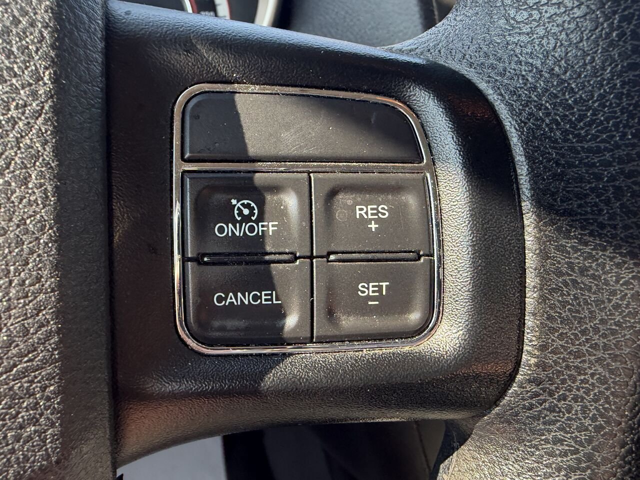 2017 Dodge Journey White Ste-Marie - photo #14