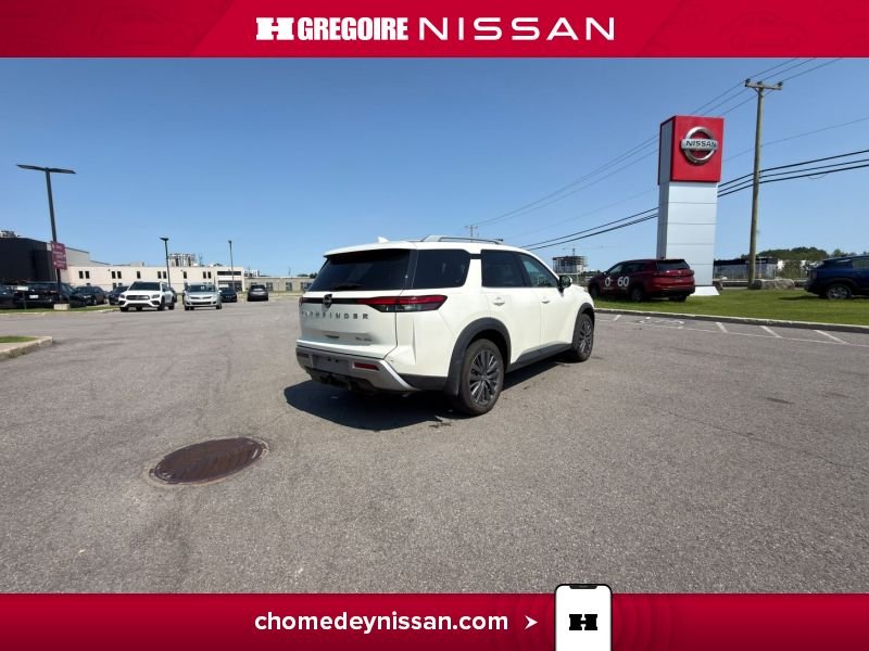 Nissan Pathfinder 2024 Blanc Laval - photo #10