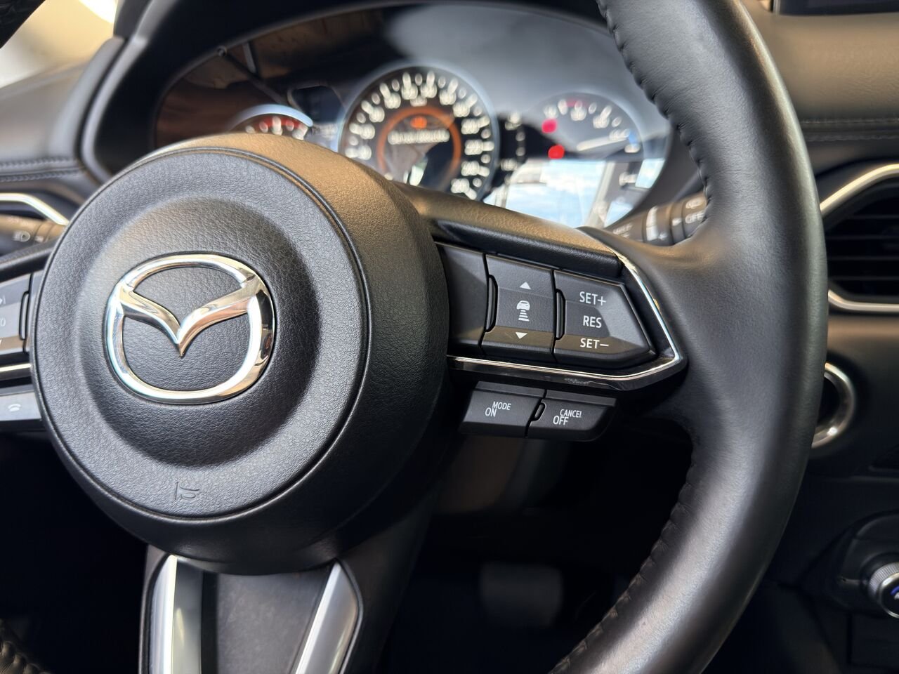 2024 Mazda CX-5 White Notre-Dame-des-Prairies - photo #19