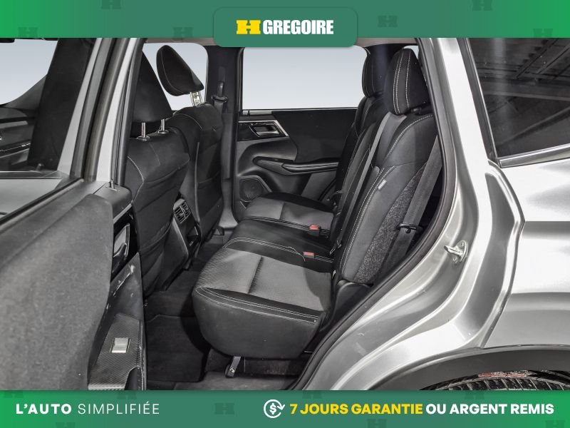 Mitsubishi Outlander 822335 | ES * AWD * Cam * Mags * Carplay * A partir de 0.9% 2022 Gris Laval - photo #28