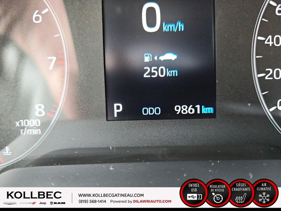 TOYOTA COROLLA *** UN PROPRIO + CLEAN CARFAX + BAS KILOMÉTRAGE*** 2025 Bleu