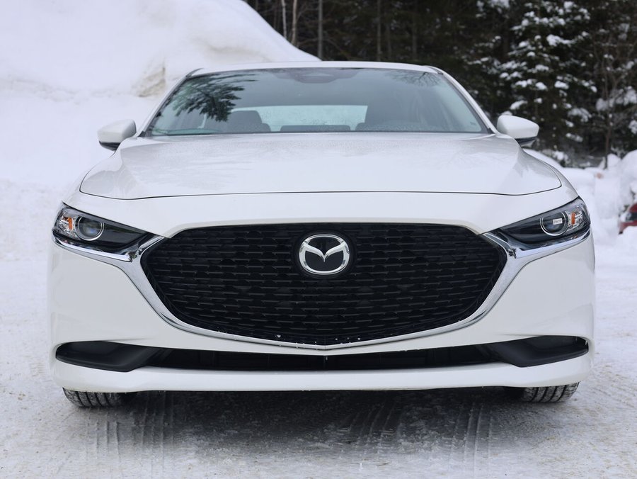 Mazda Mazda3 Similicuir, toit ouvrant, caméra de recul, volant et sièges chauffants 2025 Quartz platine métallisé