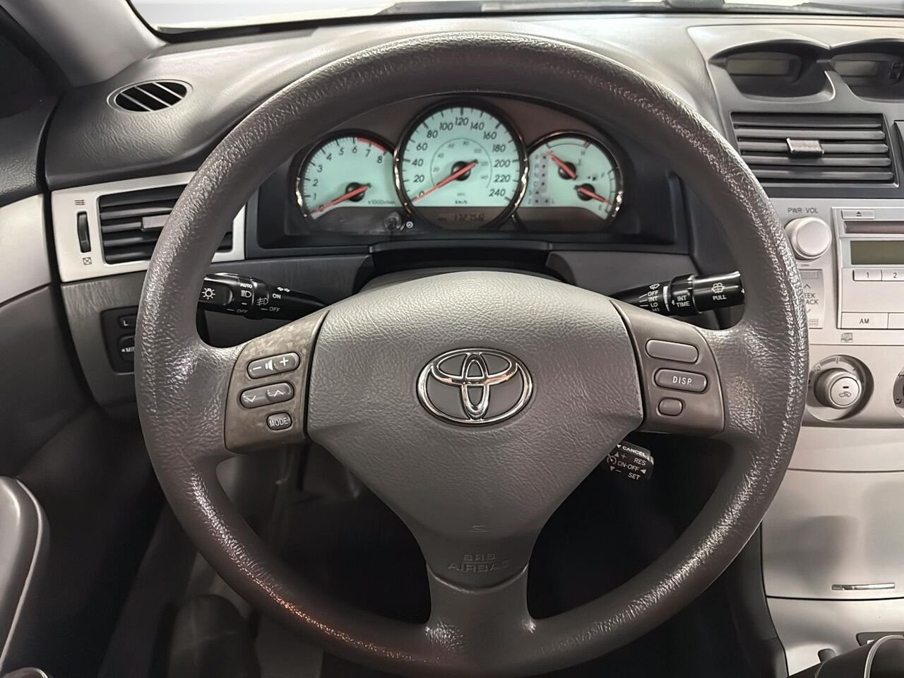 TOYOTA CAMRY SOLARA SE + BAS KILOMETRAGE 2005 Blanc Saint-Hyacinthe - photo #10