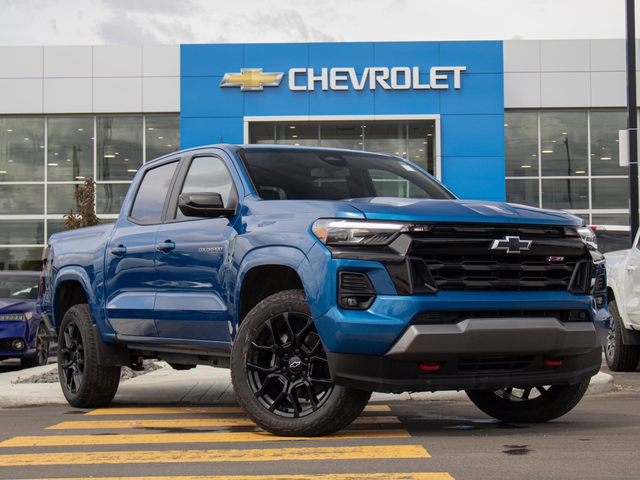 2024 Chevrolet Colorado 4WD Crew Cab Z71 Blue Sherwood Park - photo #13