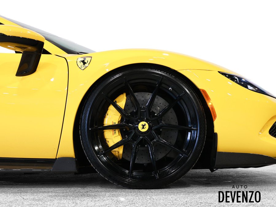 Ferrari 296 GTS 2024 2024 Jaune