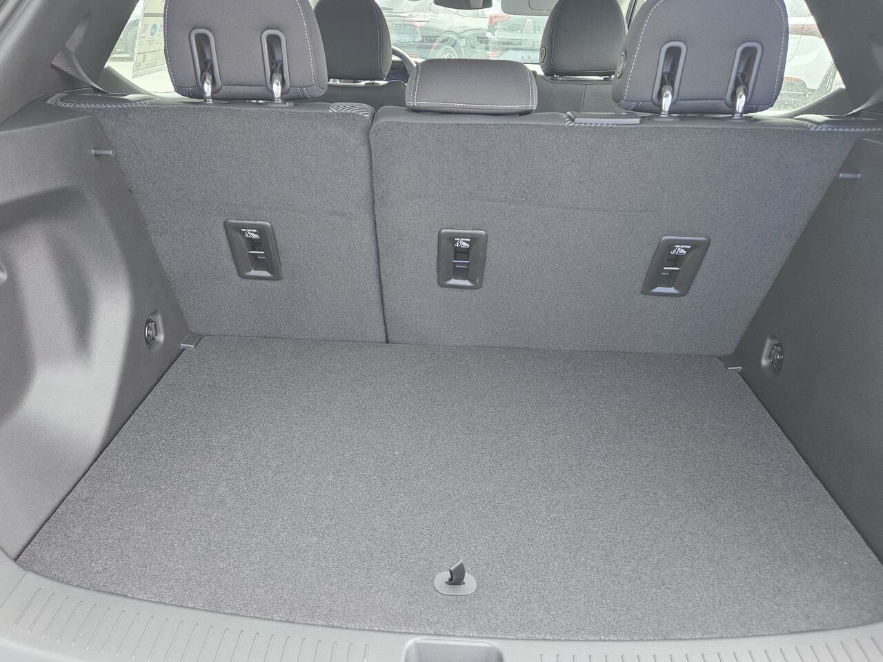 2027 Chevrolet Bolt Traction avant 4 portes LT Marina Blue Metallic Thetford Mines - photo #12