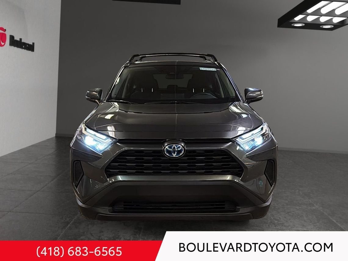 Toyota RAV4 99232A-83 | XLE, AWD 2023 Gris Québec - photo #1
