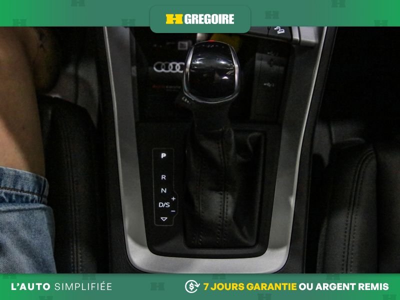 2022 Audi Q3 White Saint-Eustache - photo #23