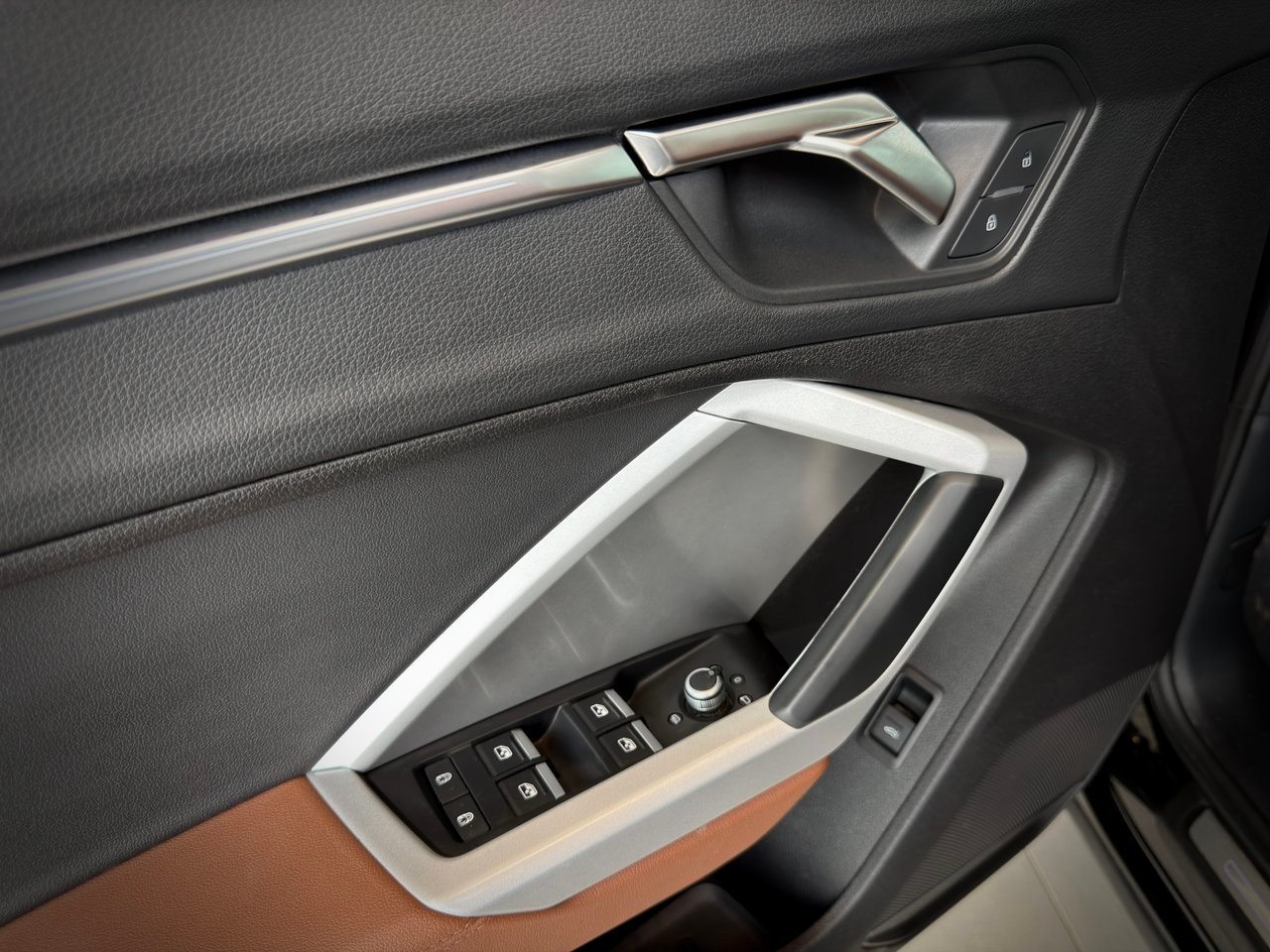 2023 Audi Q3 Black Notre-Dame-des-Prairies - photo #32