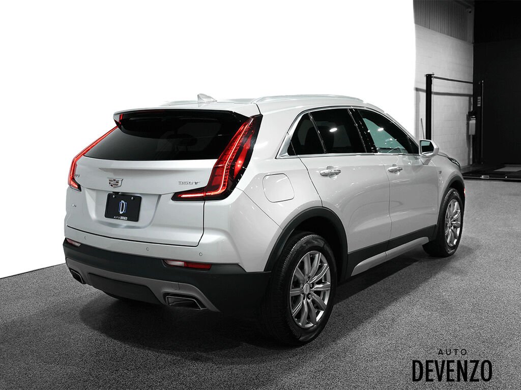Cadillac XT4 2020 Argent Saint-Eustache - photo #2