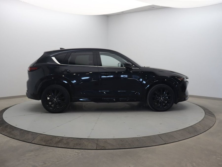 2022 Mazda CX-5 2022 Black