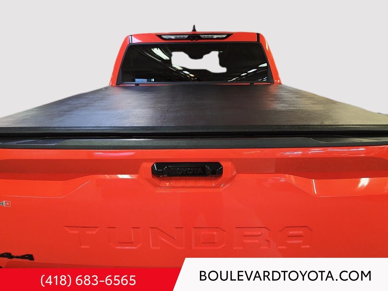 Toyota Tundra 99288A-64 | LIMITED HYBRIDE CREWMAX 4x4 2024 Orange solaire Québec - photo #25